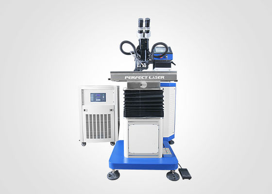 Macchina di saldatura laser a raffreddamento idrico per riparazione di muffe portatili e filo di diametro da 0,1 mm a 0,6 mm