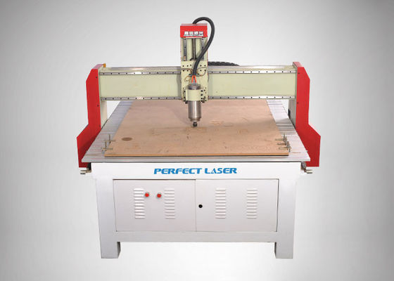 Alta precisione di posizionamento ripetute Legno di alluminio Legno di taglio CNC Router Machine
